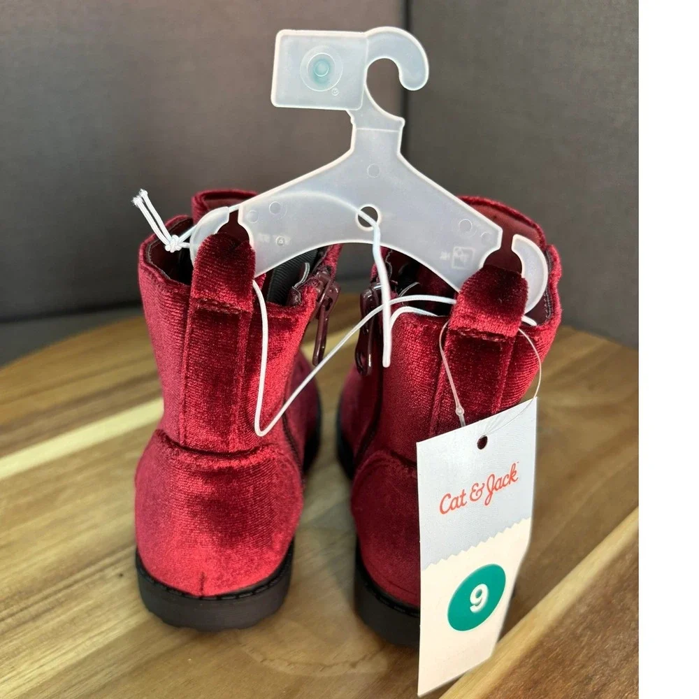 Cat & Jack Toddler Girls Burgundy Velvet Combat Boots Size 9